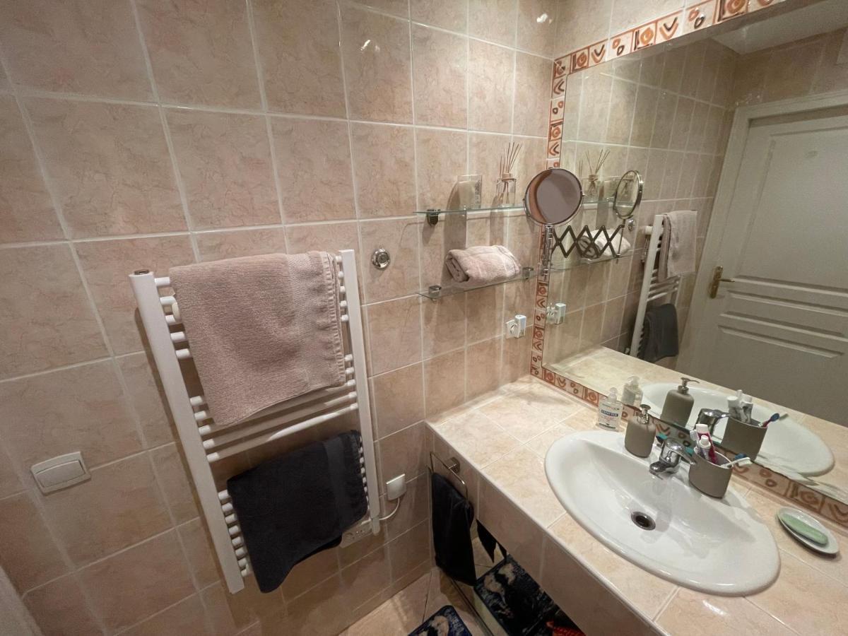 Feels Like Home Juan Flore - Air-Conditioned Furnished Apartment With Terrace & Parking Antibes Eksteriør billede